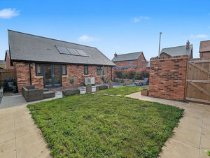 Photo 19- click for photo gallery